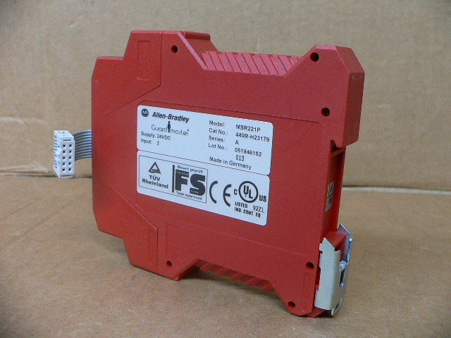 Allen Bradley Guardmaster Safety Relay 24VDC MSR221P Ser A 440RH23179